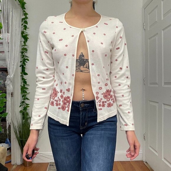 Y2k front button No Boundaries Floral Button-Up Top Long Sleeve Size M White - Picture 1 of 3